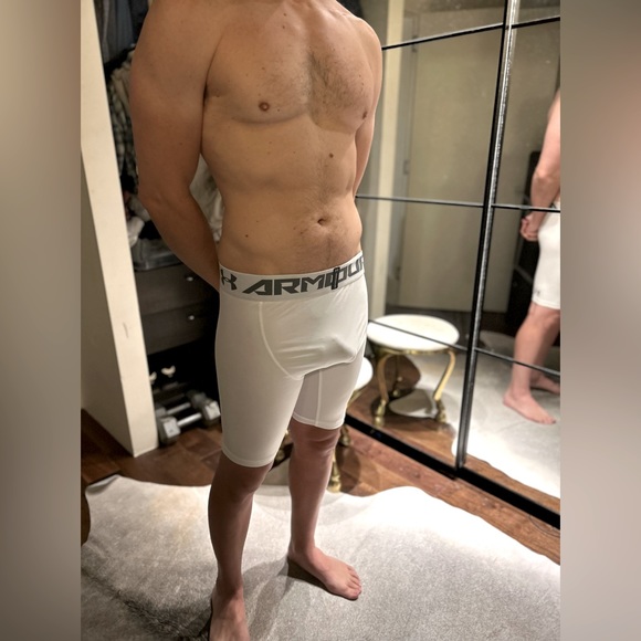 Men's Jock Under Armour
Compression Shorts Spandex
Half Tights, White, XL - Picture 2 of 3